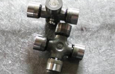 万向节十字轴总成